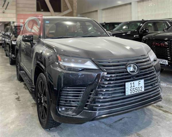 Lexus for sale in Iraq